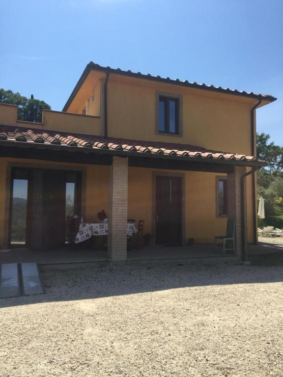 Bed and Breakfast Il Casale Di Lavinia Fabro Exterior foto